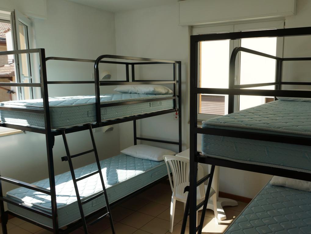 Ostello Della Gioventu Benacus Riva del Garda Ngoại thất bức ảnh