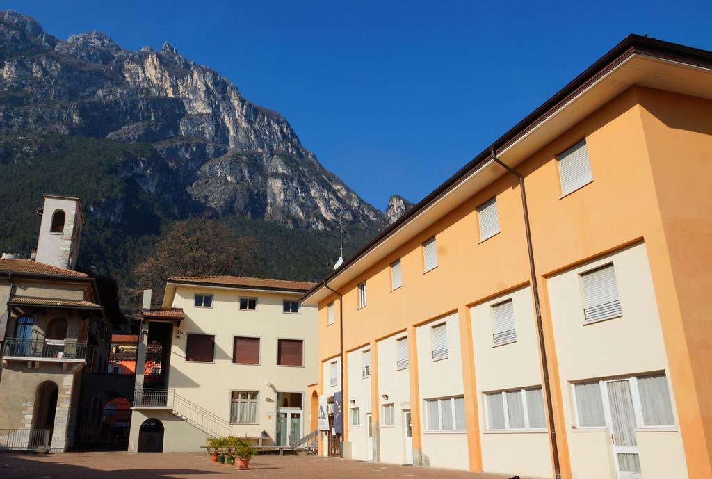 Ostello Della Gioventu Benacus Riva del Garda Ngoại thất bức ảnh