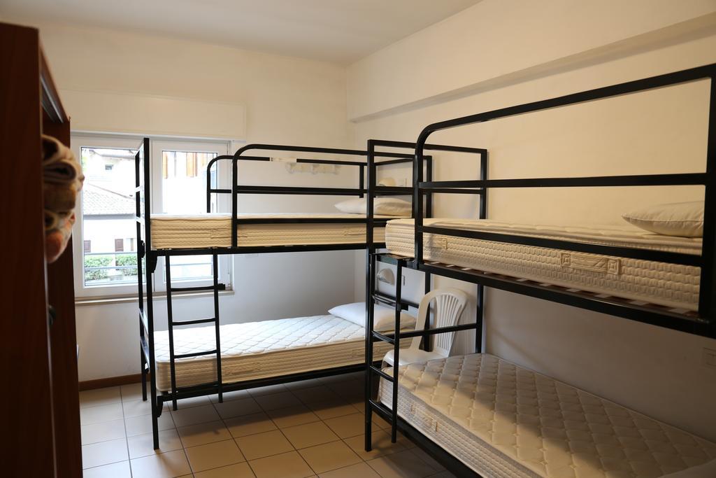 Ostello Della Gioventu Benacus Riva del Garda Ngoại thất bức ảnh